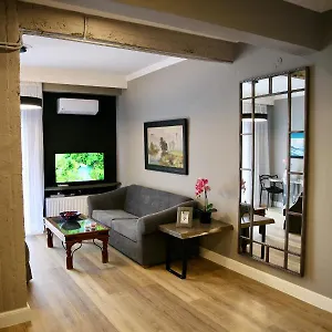 Urban Living 3 Selanik