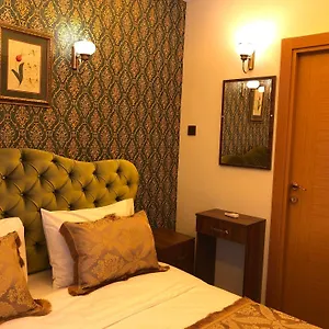 Aparthotel Rose Mansion By Otantik ****