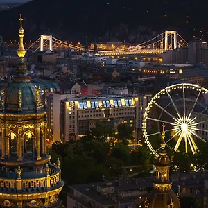 ***** Hotel Kempinski Corvinus Hongrie